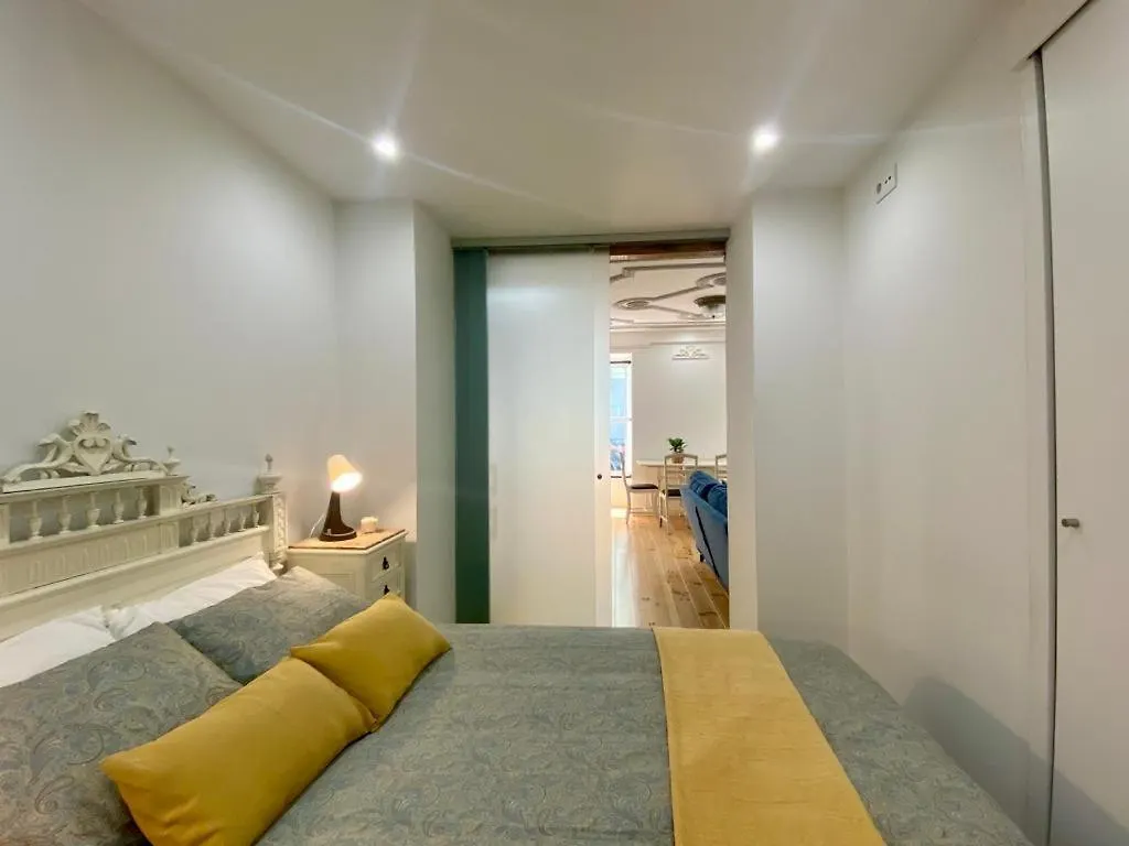 Farmacia Vila Lobos Apartment リスボン