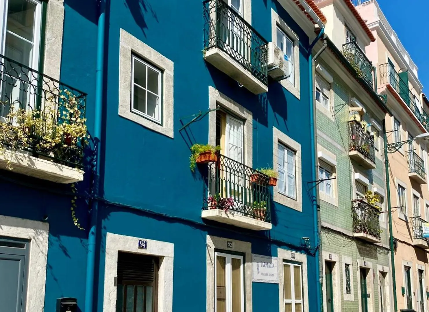 Farmacia Vila Lobos Apartment リスボン ポルトガル